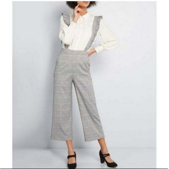 ModCloth cropped plaid ruffle suspender pants size S - Picture 1 of 9